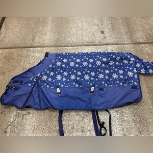 Schneider’s Storm Shield Navy Snowflake Horse Blanket -Medium Weight